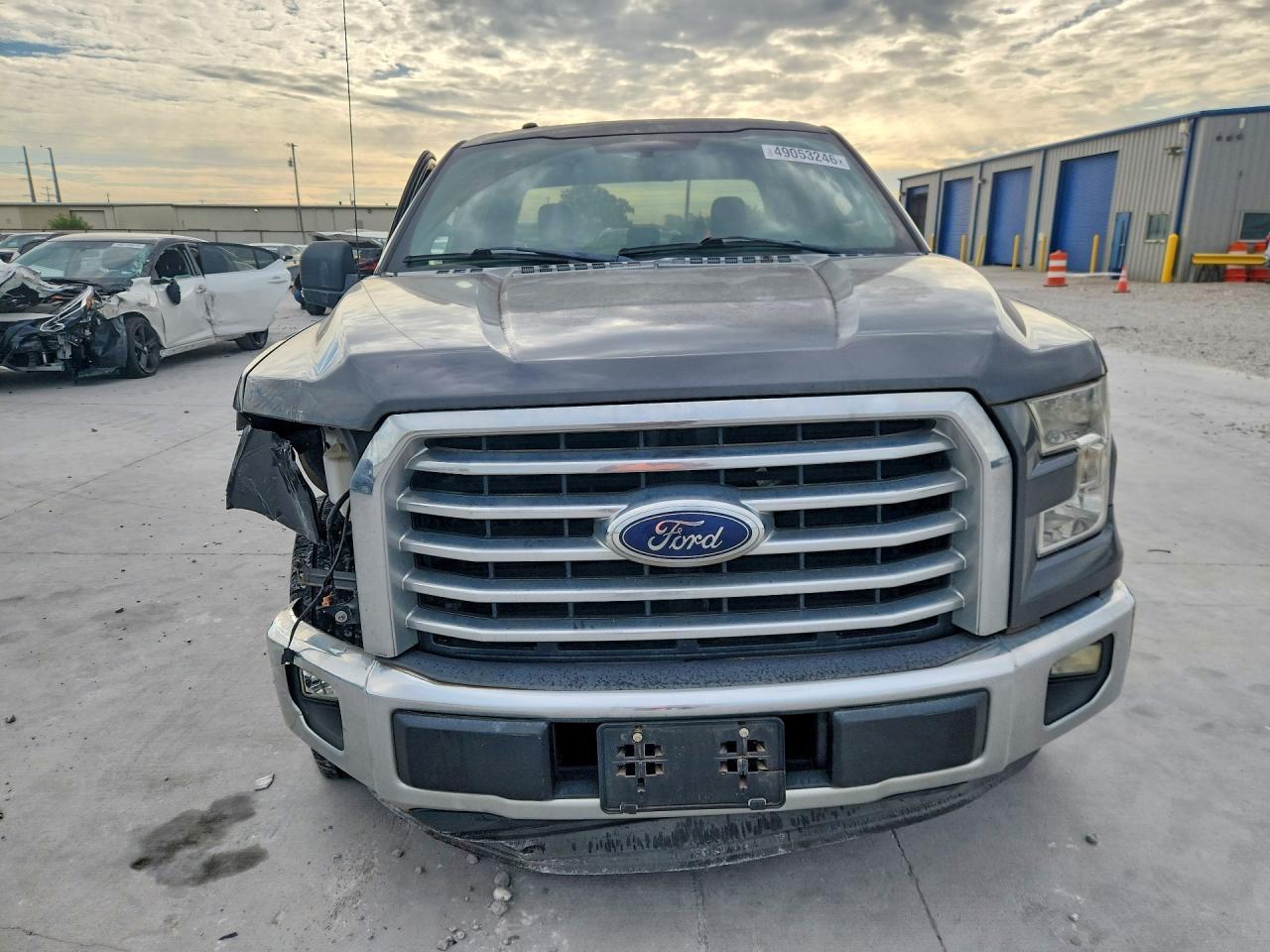2015 Ford F150 Super Cab - Image 5