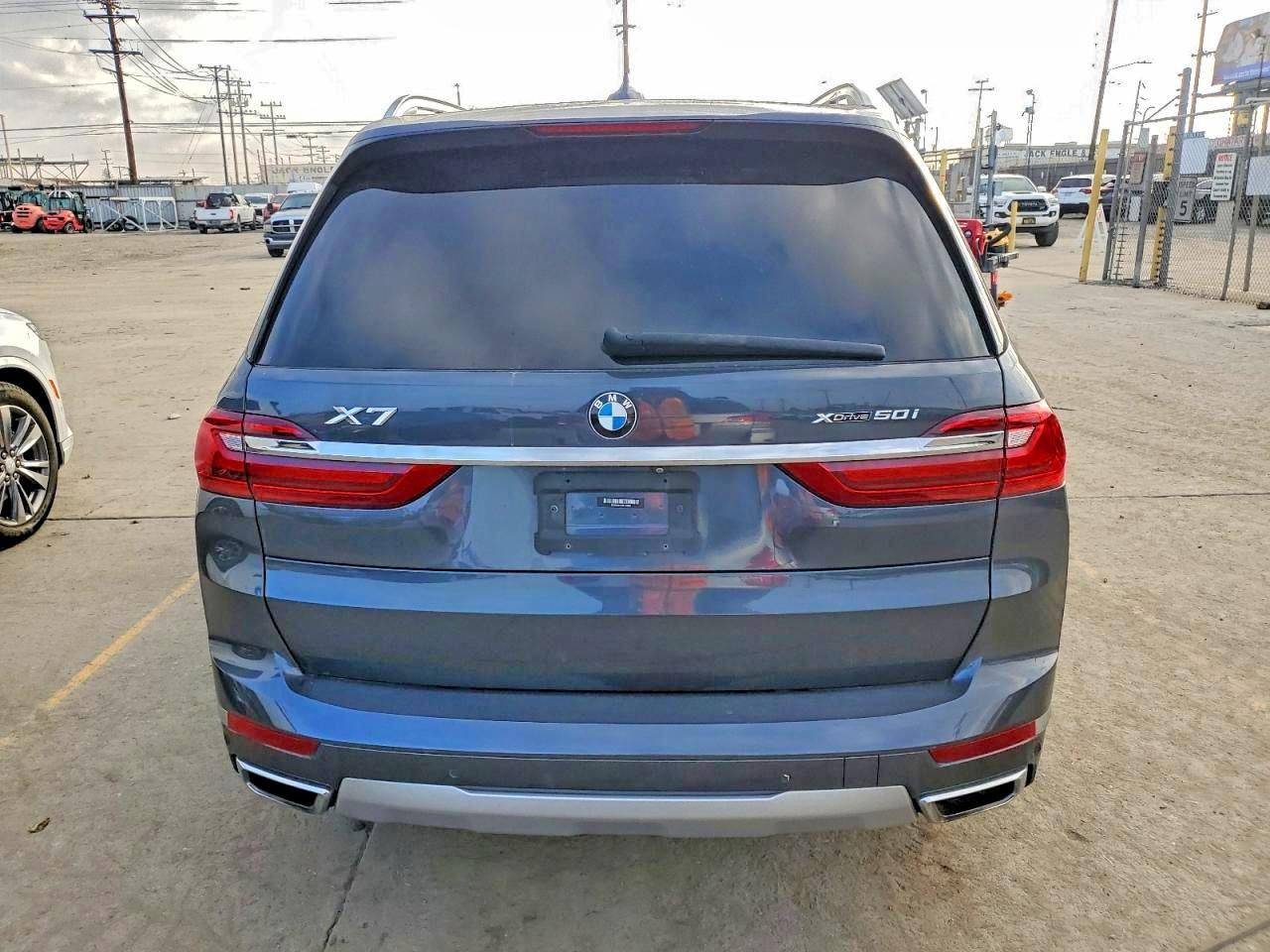 2019 BMW X7 xDrive50I - Фото 6
