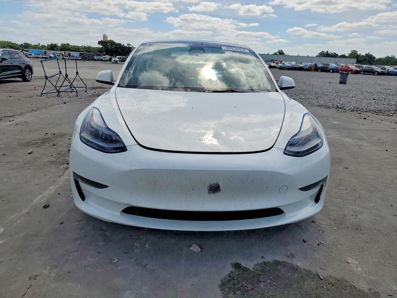 2023 Tesla Model 3 - Image 5