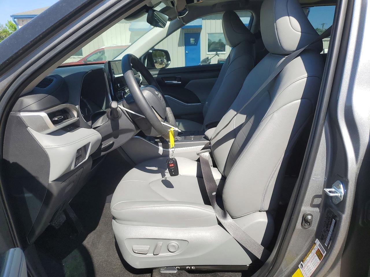 2025 Toyota Highlander Xle - Фото 7
