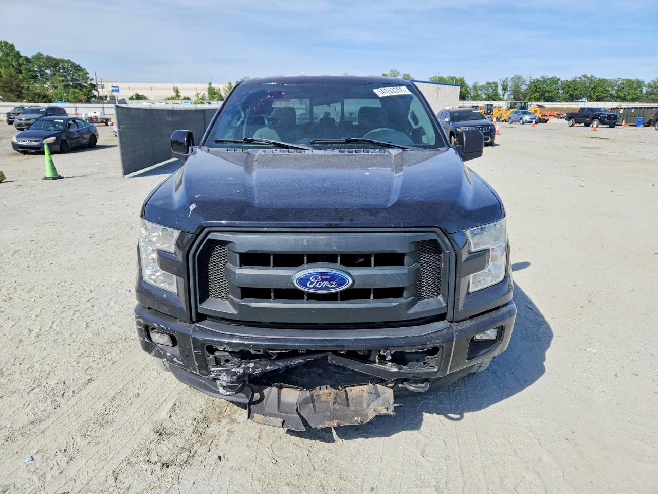 2015 Ford F150 Supercrew - Фото 5