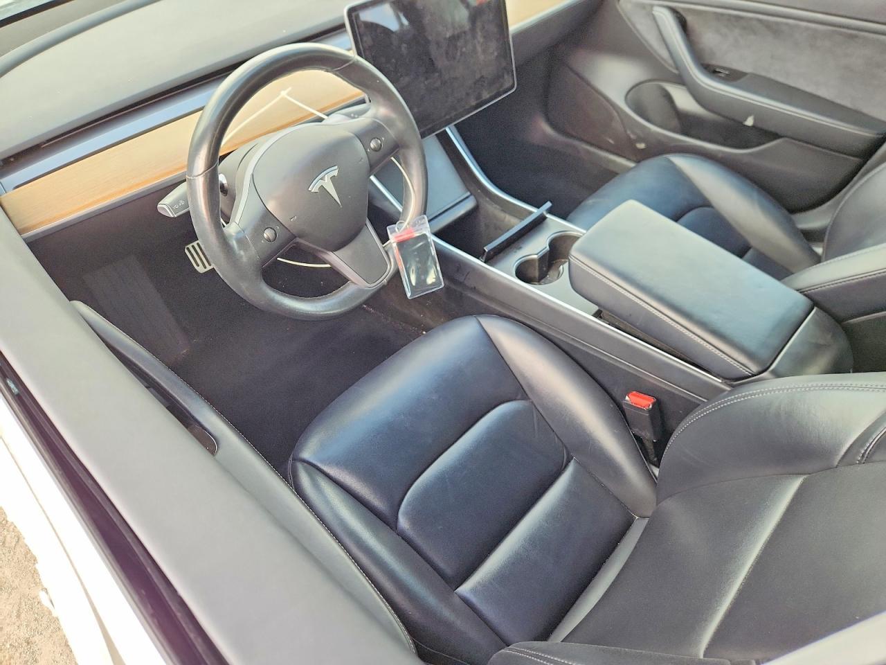 2018 Tesla Model 3 - Image 7