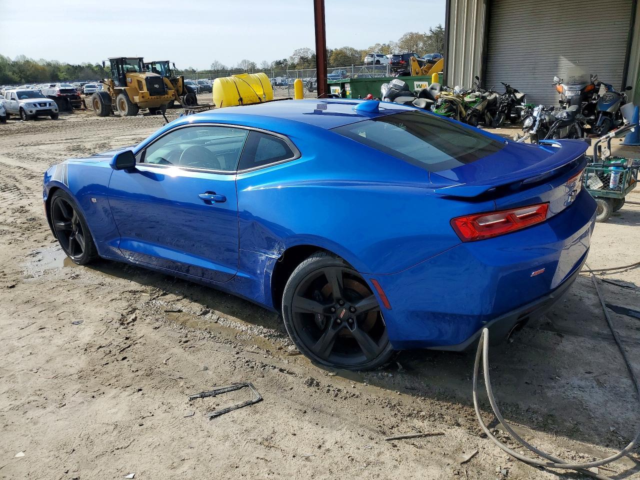 2016 Chevrolet Camaro Ss - Image 2