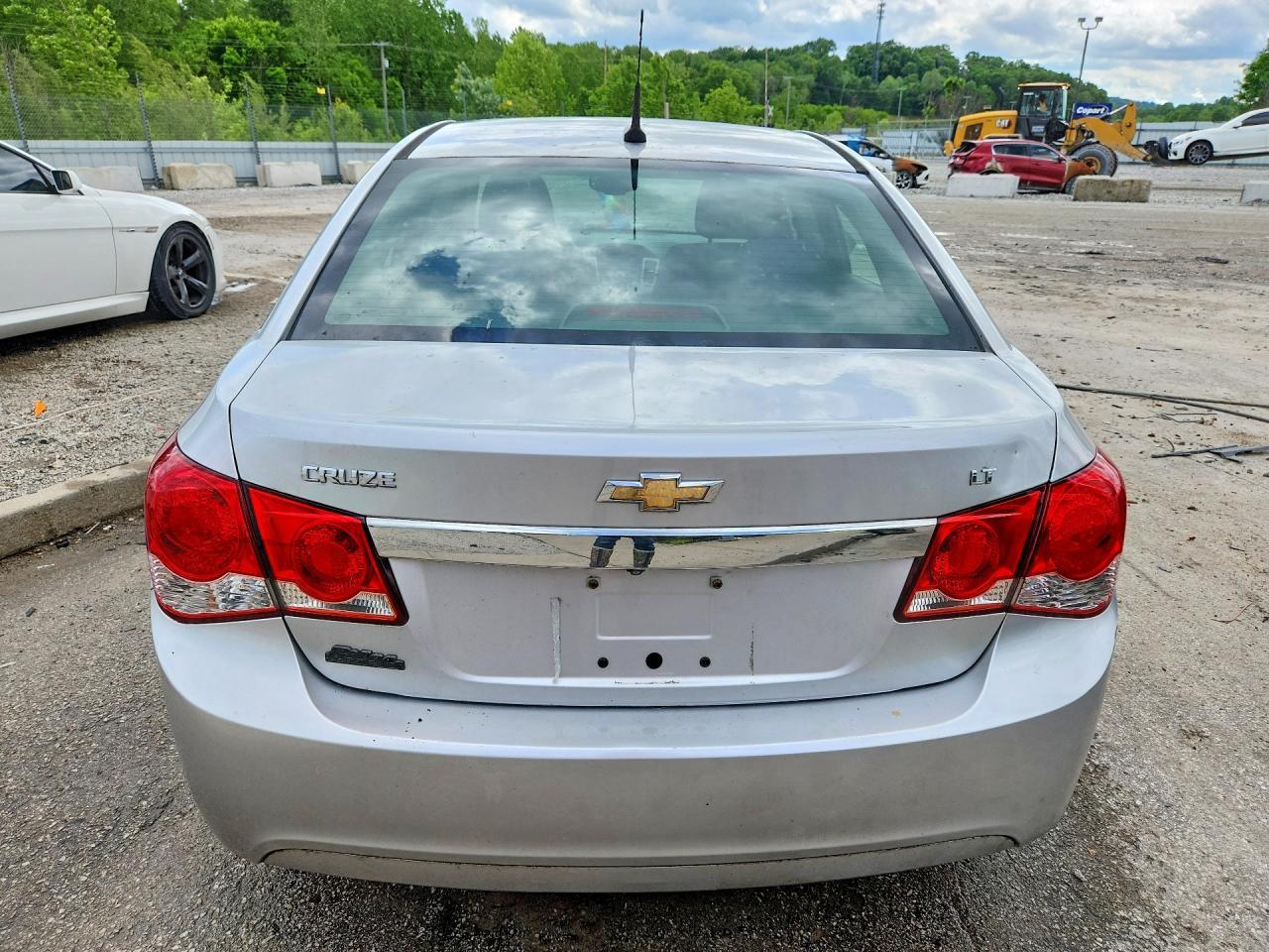 2014 Chev Cruze Lt - Image 6