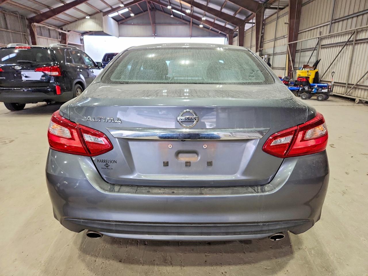 2016 Nissan Altima 2.5 S - Фото 6