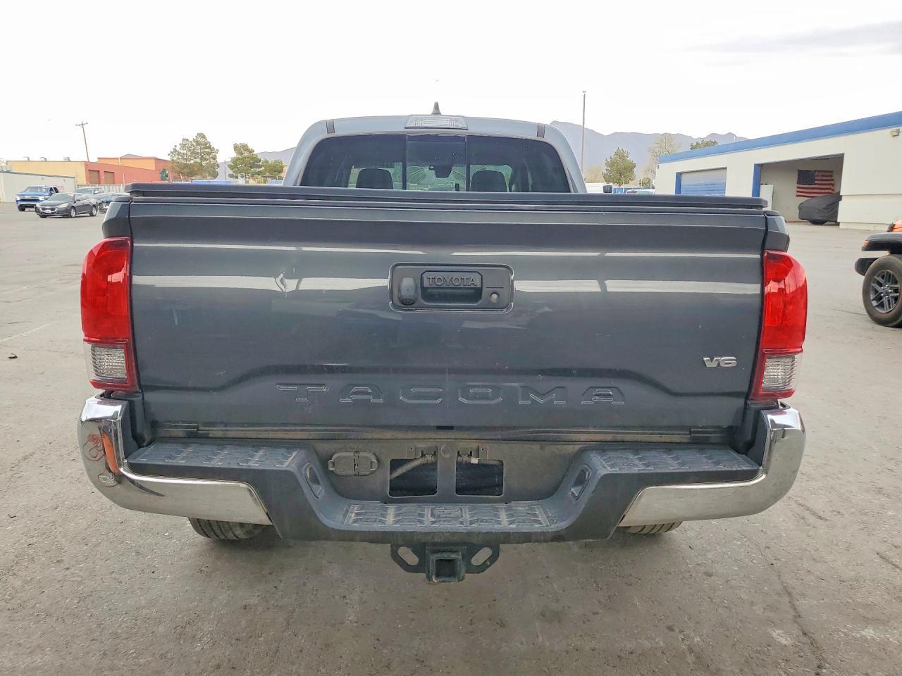 2023 Toyota Tacoma Sr5 V6 - Image 6