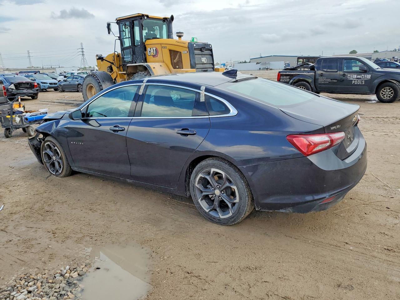 2022 Chevrolet Malibu Lt - Фото 2