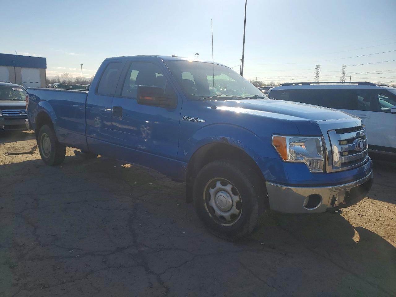 2010 Ford F150 Super Cab - Фото 4