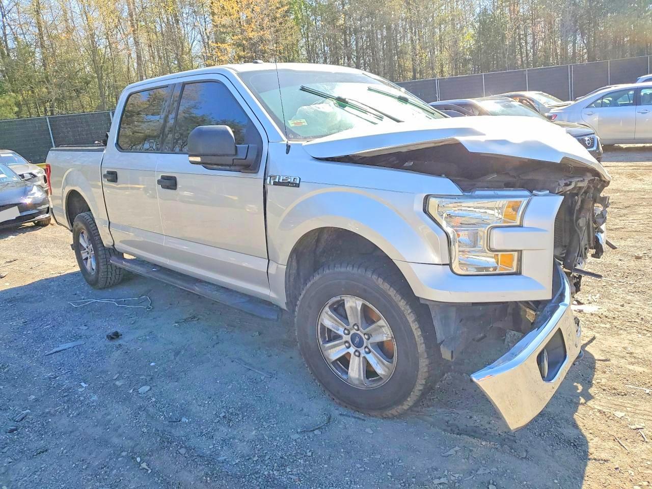 2016 Ford F150 Supercrew - Image 4