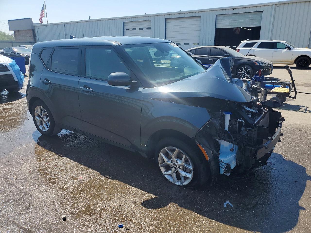 2025 Kia Soul Lx - Фото 4
