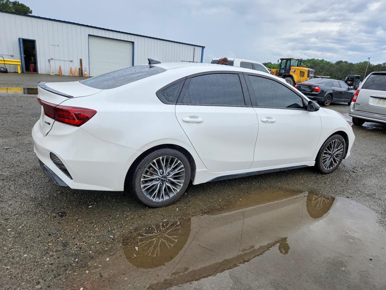 2023 Kia Forte Gt-Line - Фото 3