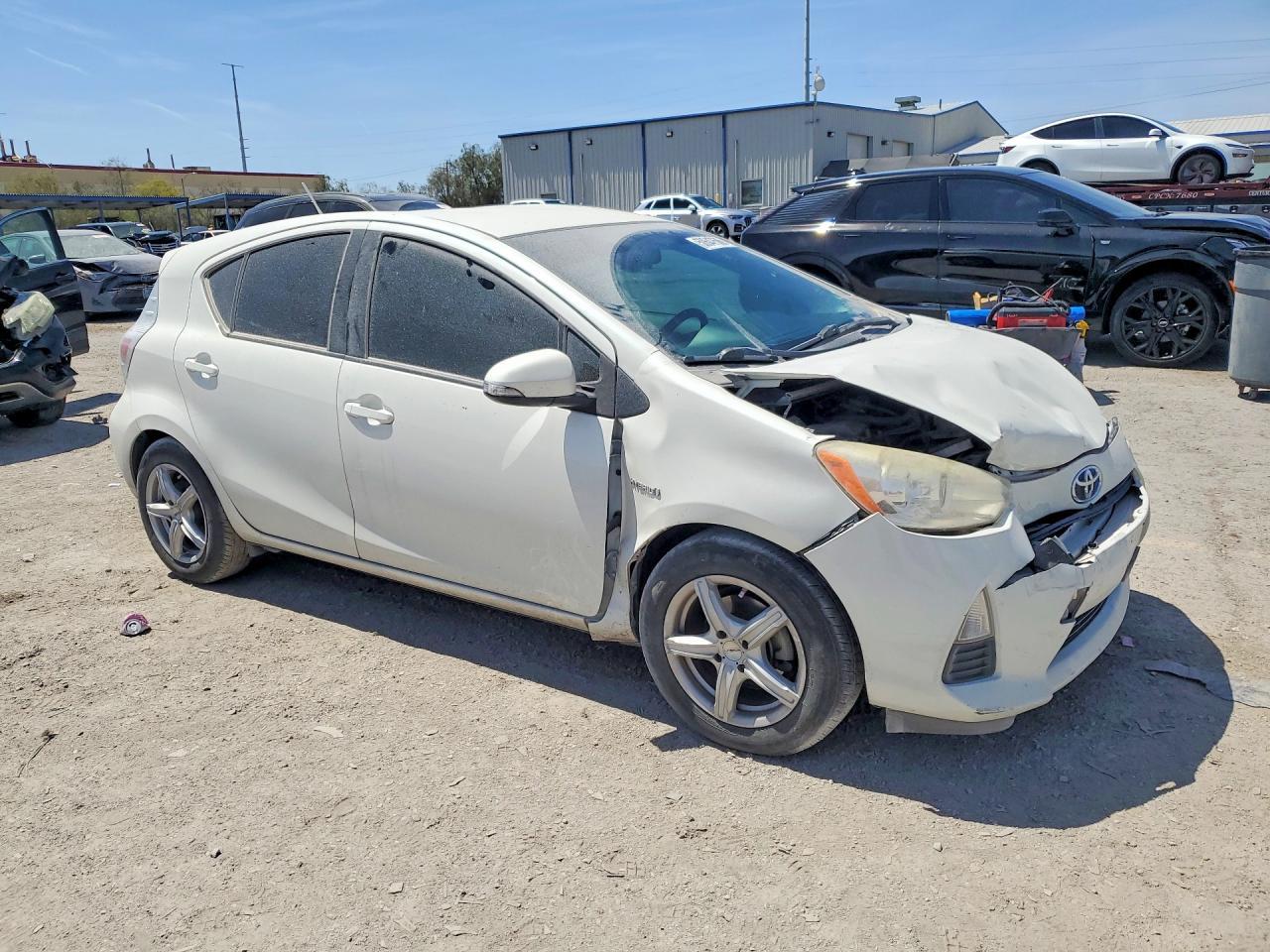 2013 Toyota Prius C - Фото 4