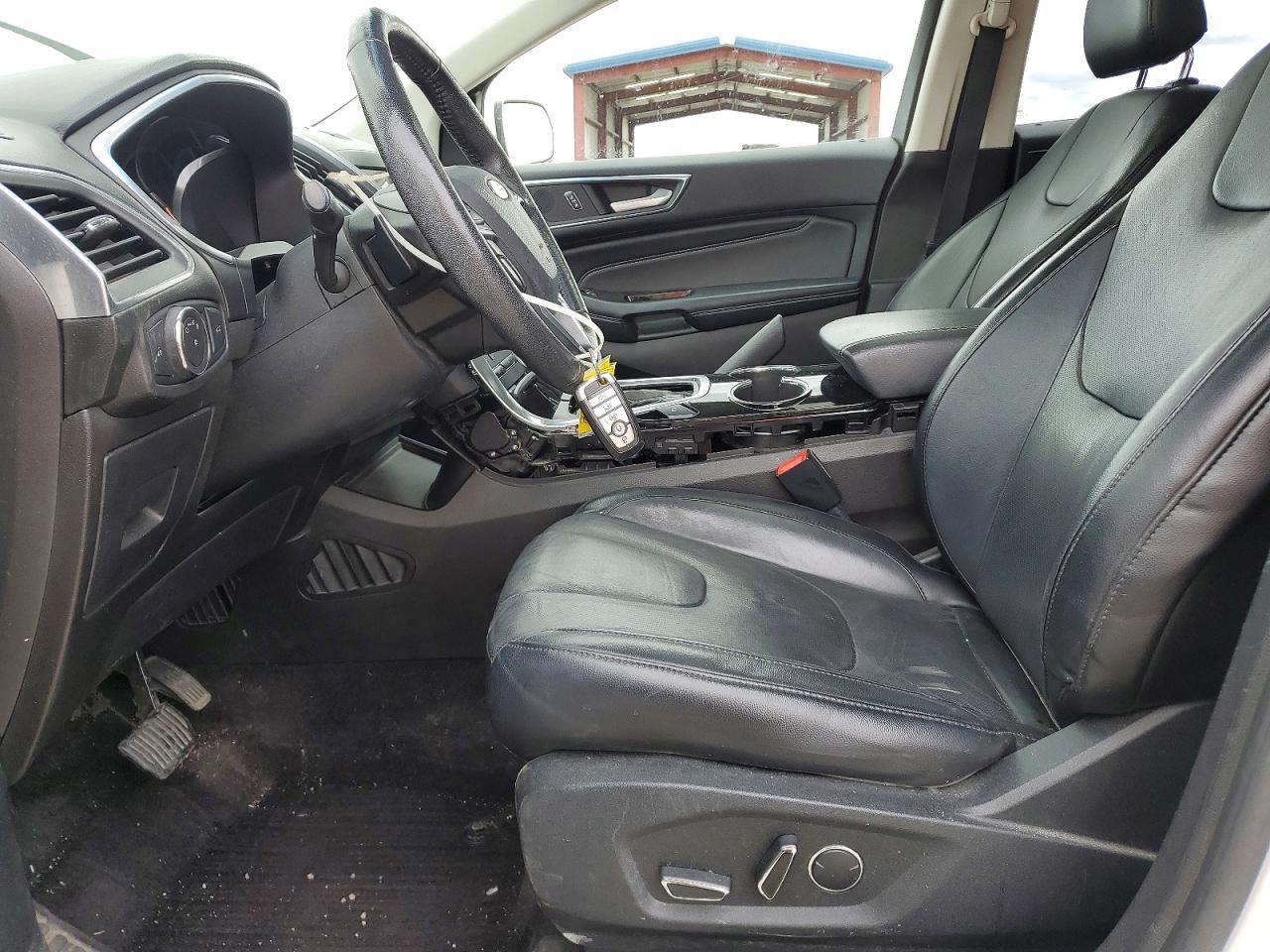 2017 Ford Edge Titanium - Image 7