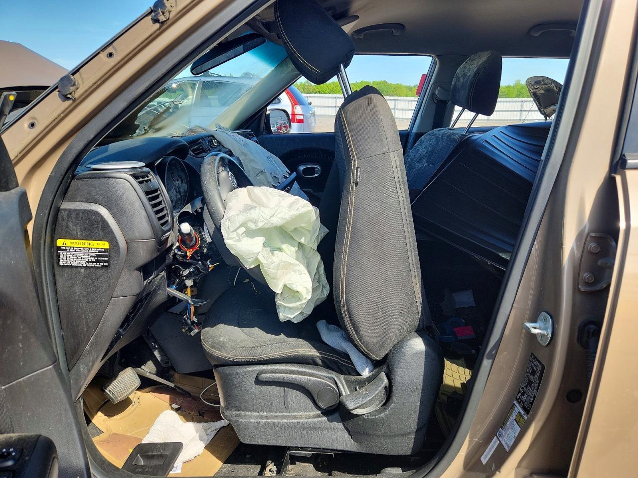 2014 Kia Soul + - Image 7