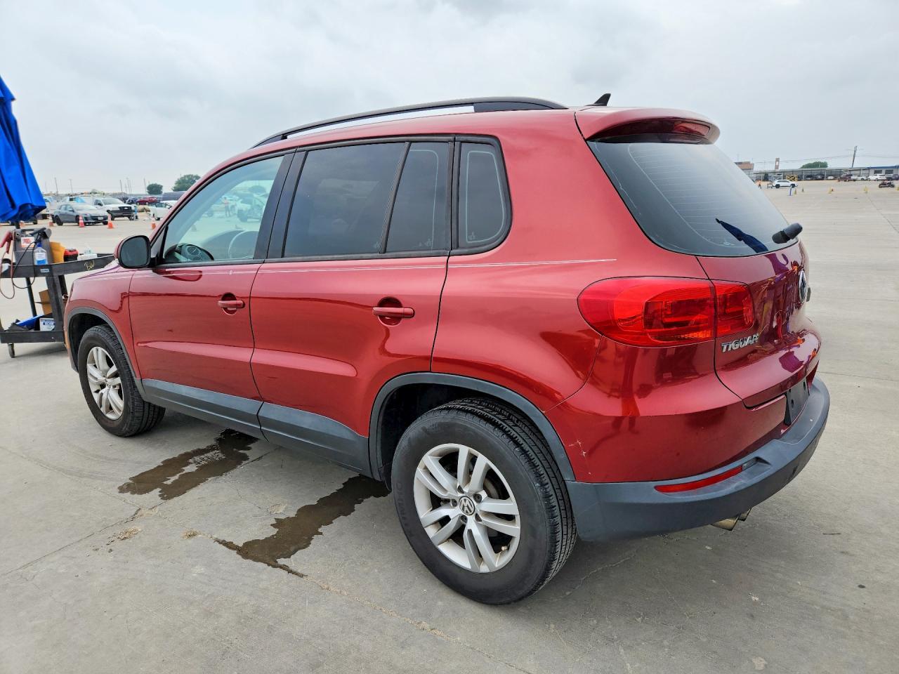 2015 Volkswagen Tiguan S - Фото 2