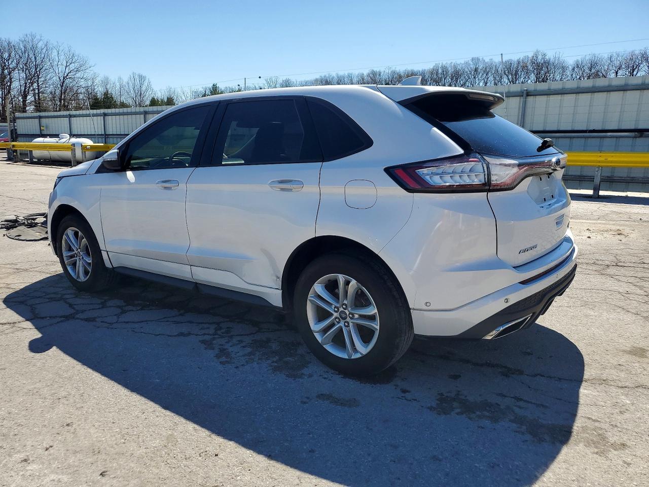 2015 Ford Edge Sport - Фото 2