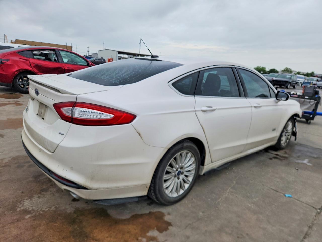 2016 Ford Fusion Se Phev - Фото 3