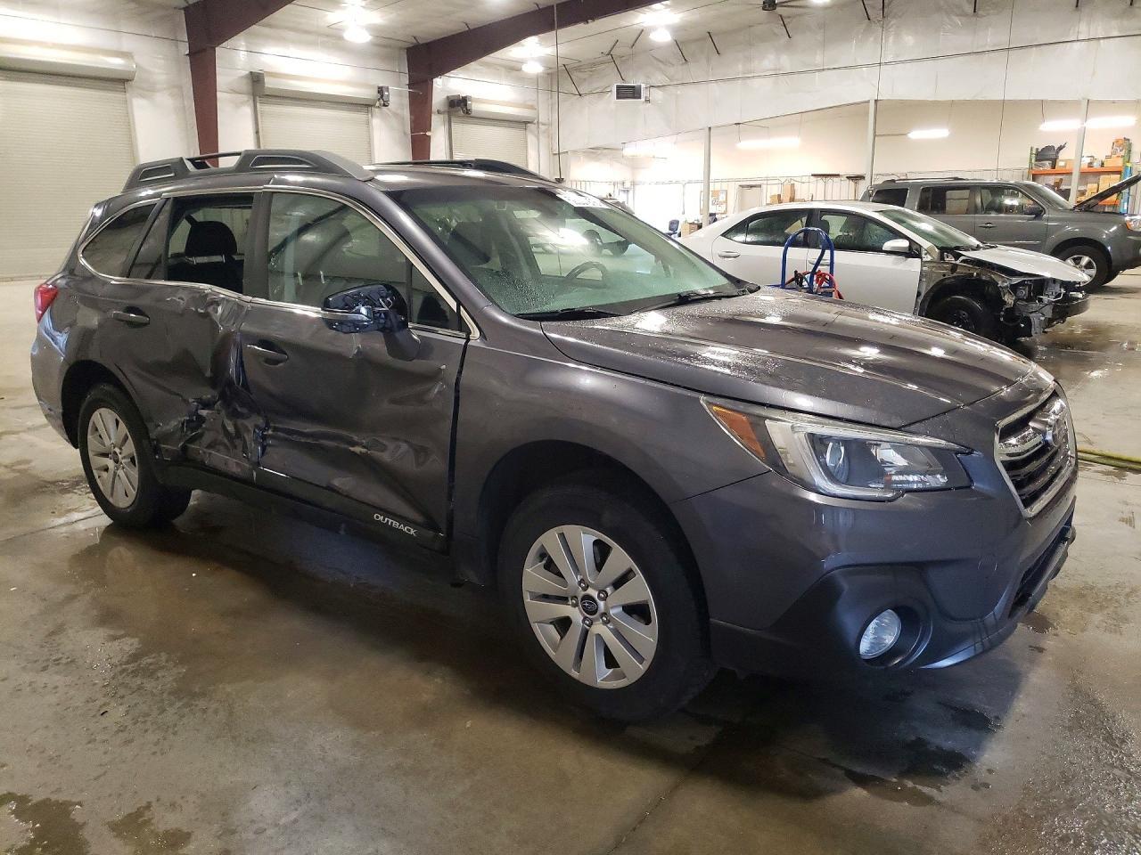 2019 Subaru Outback 2.5I Premium - Фото 4