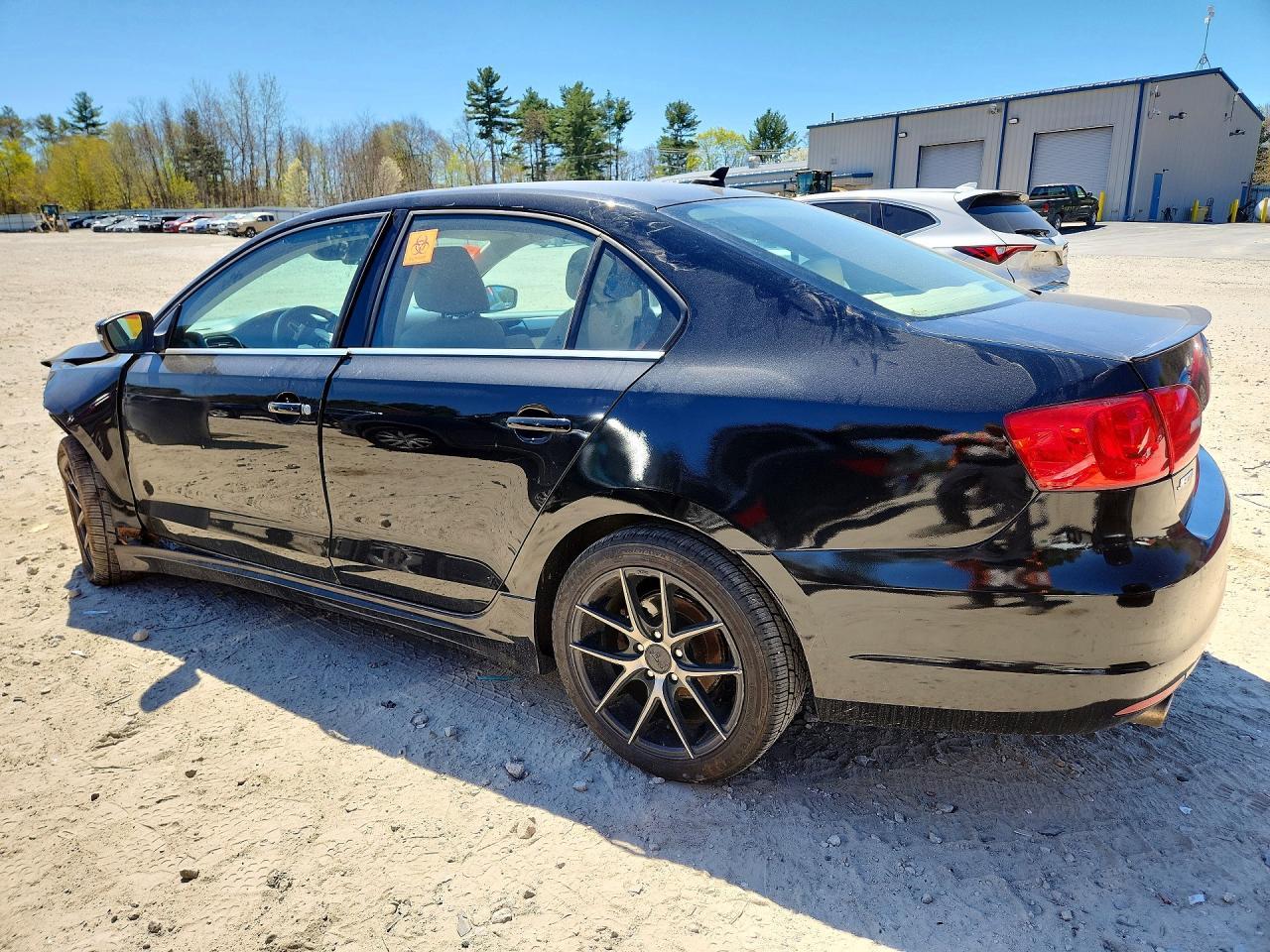 2011 Volkswagen Jetta Sel - Image 2