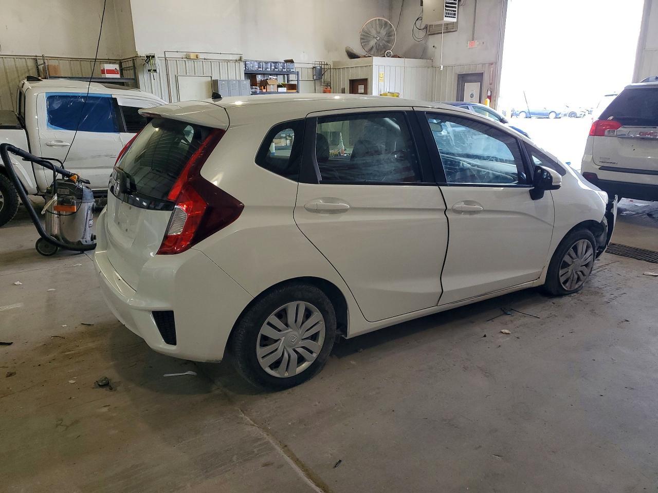 2017 Honda Fit Lx - Фото 3