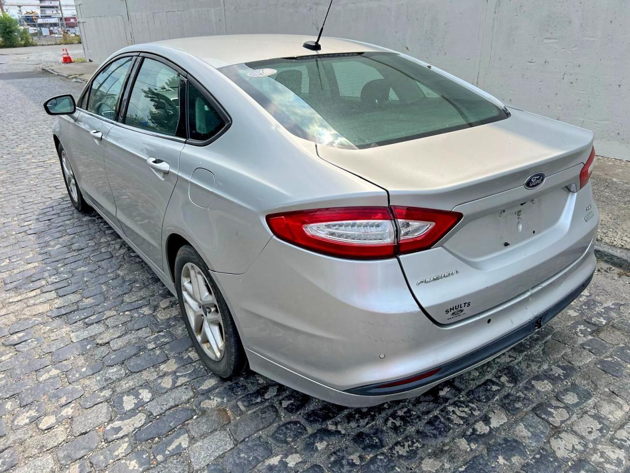 2013 Ford Fusion Se - Image 3