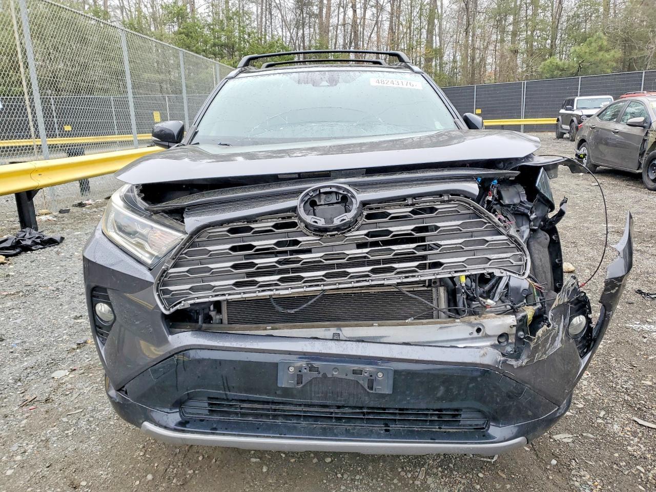 2019 Toyota Rav4 Hybrid Xse - Image 5