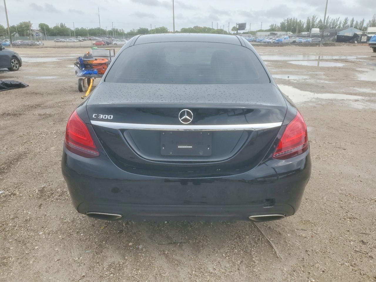 2019 Mercedes-Benz C 300 - Фото 6