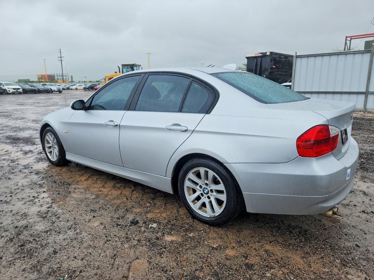 2007 BMW 328 I - Фото 2