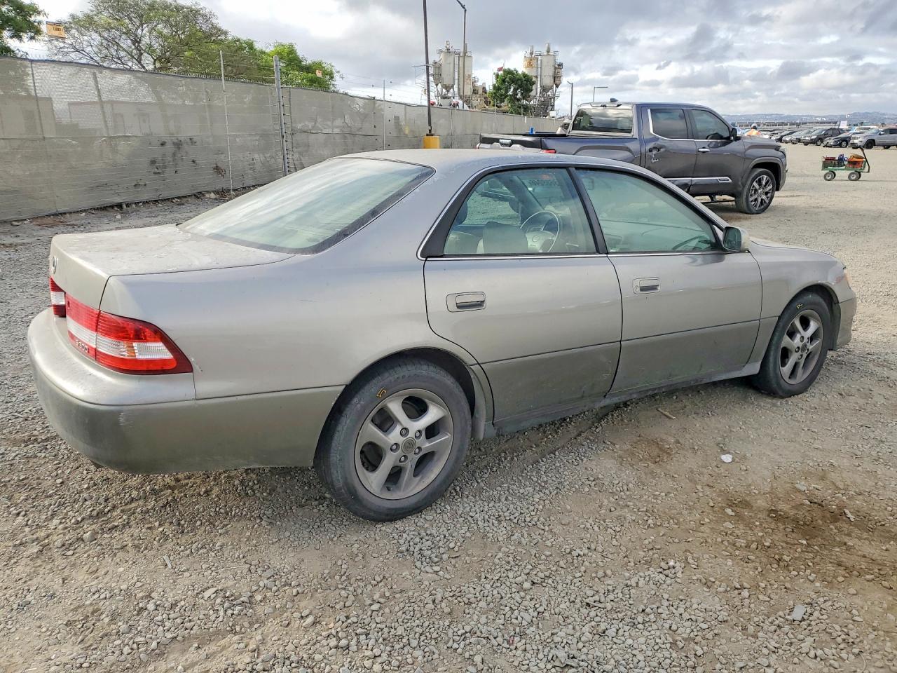 2001 Lexus Es 300 Base - Фото 3