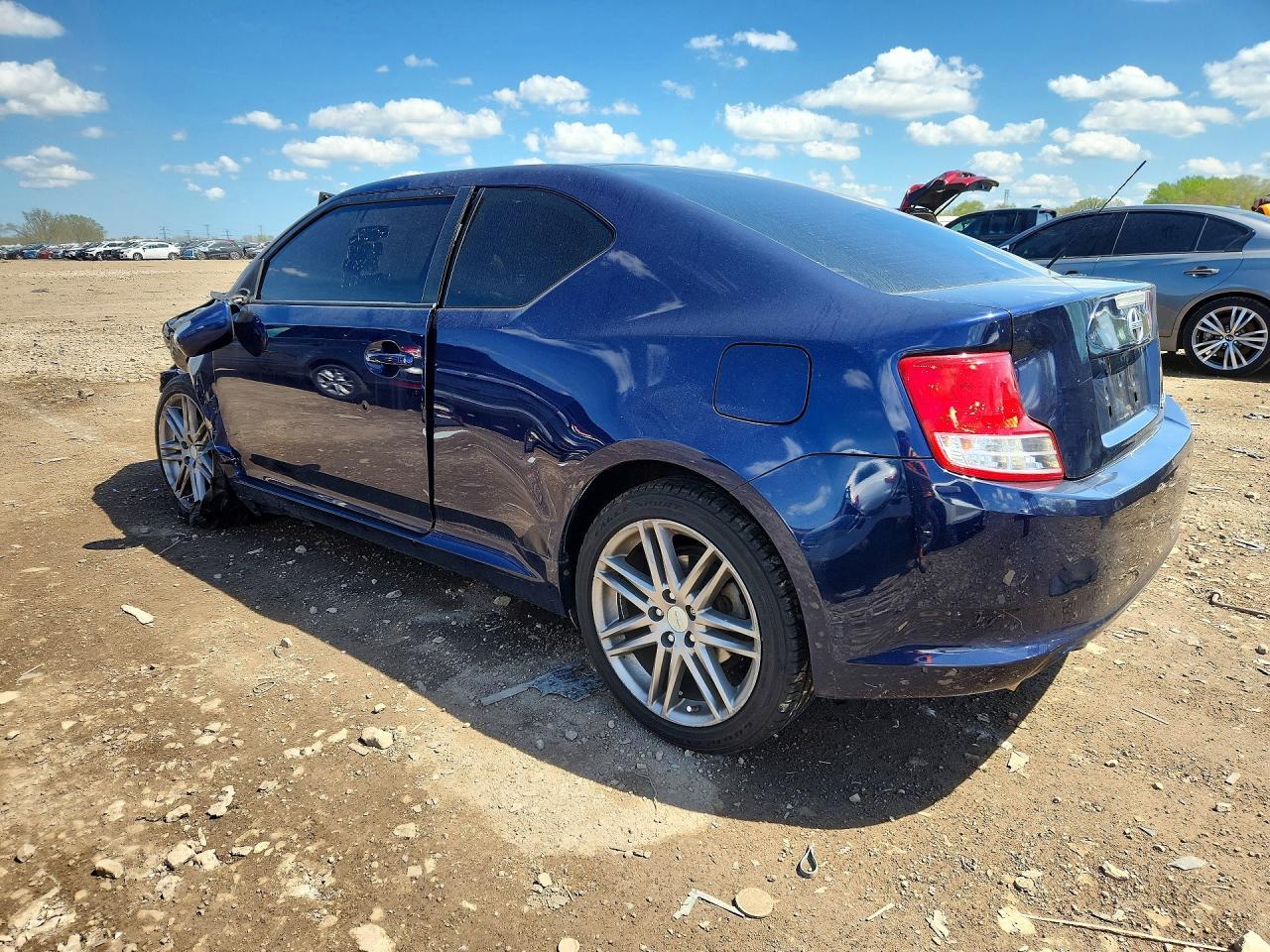 2011 Scion Tc Base - Фото 2