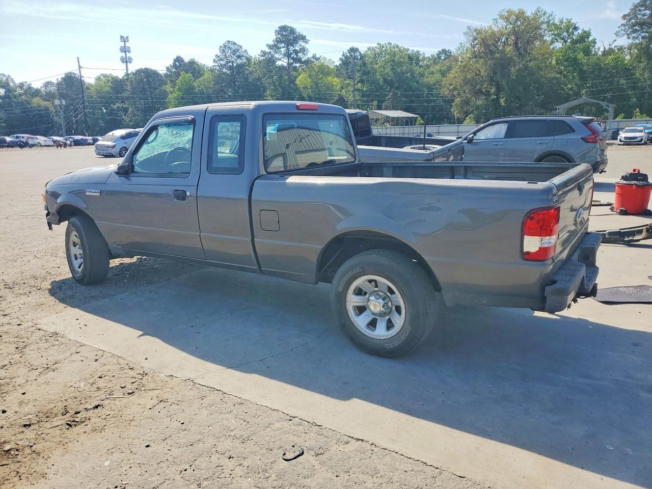 2011 Ford Ranger Super Cab - Фото 2