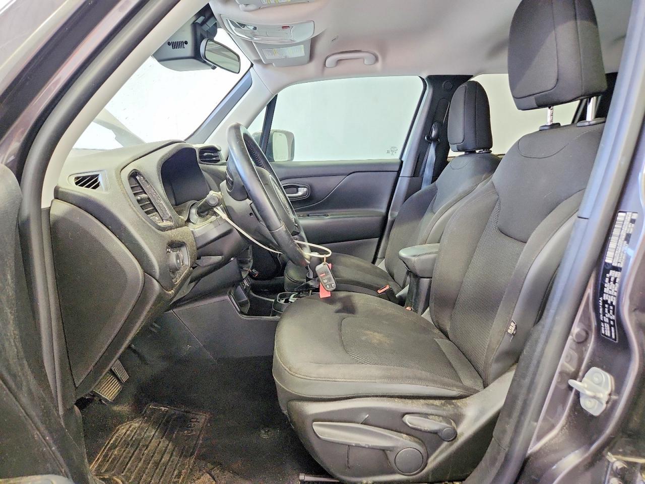 2019 Jeep Renegade Latitude - Фото 7