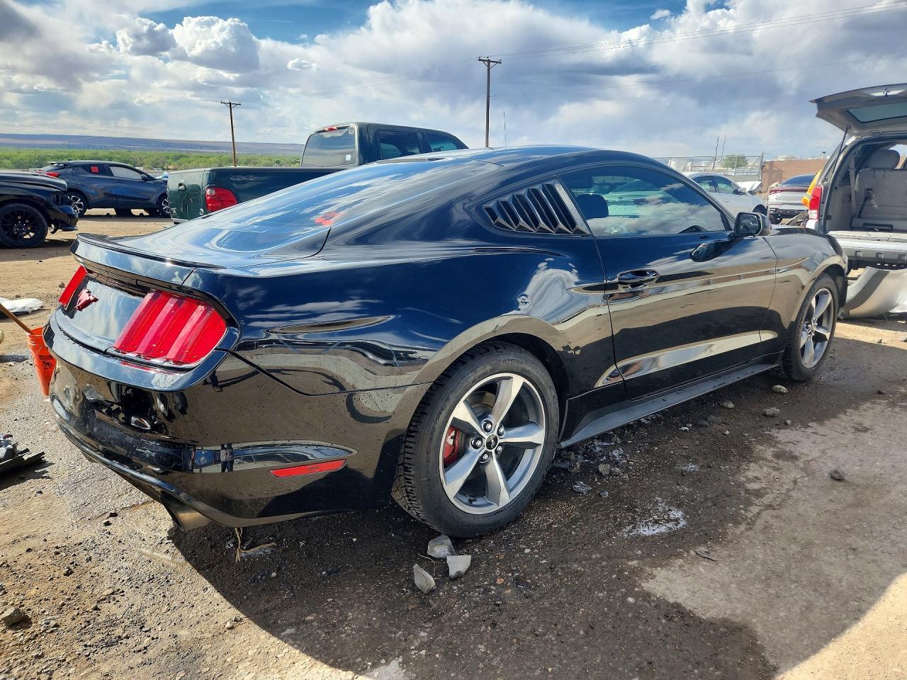2016 Ford Mustang - Фото 3