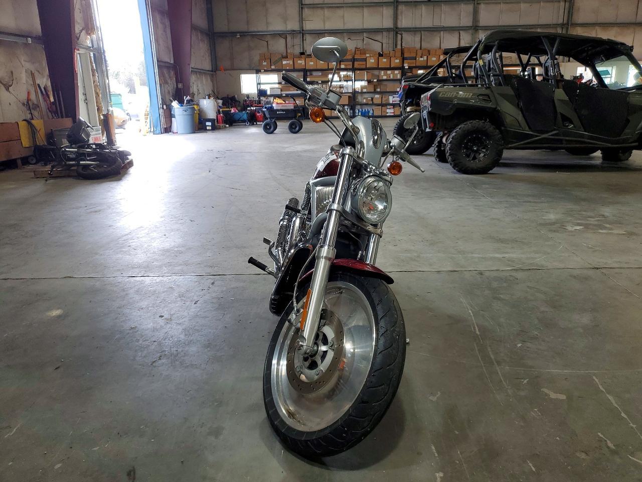 2003 Harley Davidson Vrsca - Фото 2