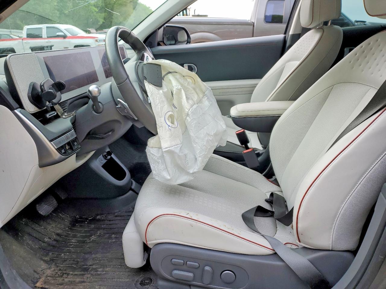 2023 Hyundai Ioniq 5 Limited - Image 7