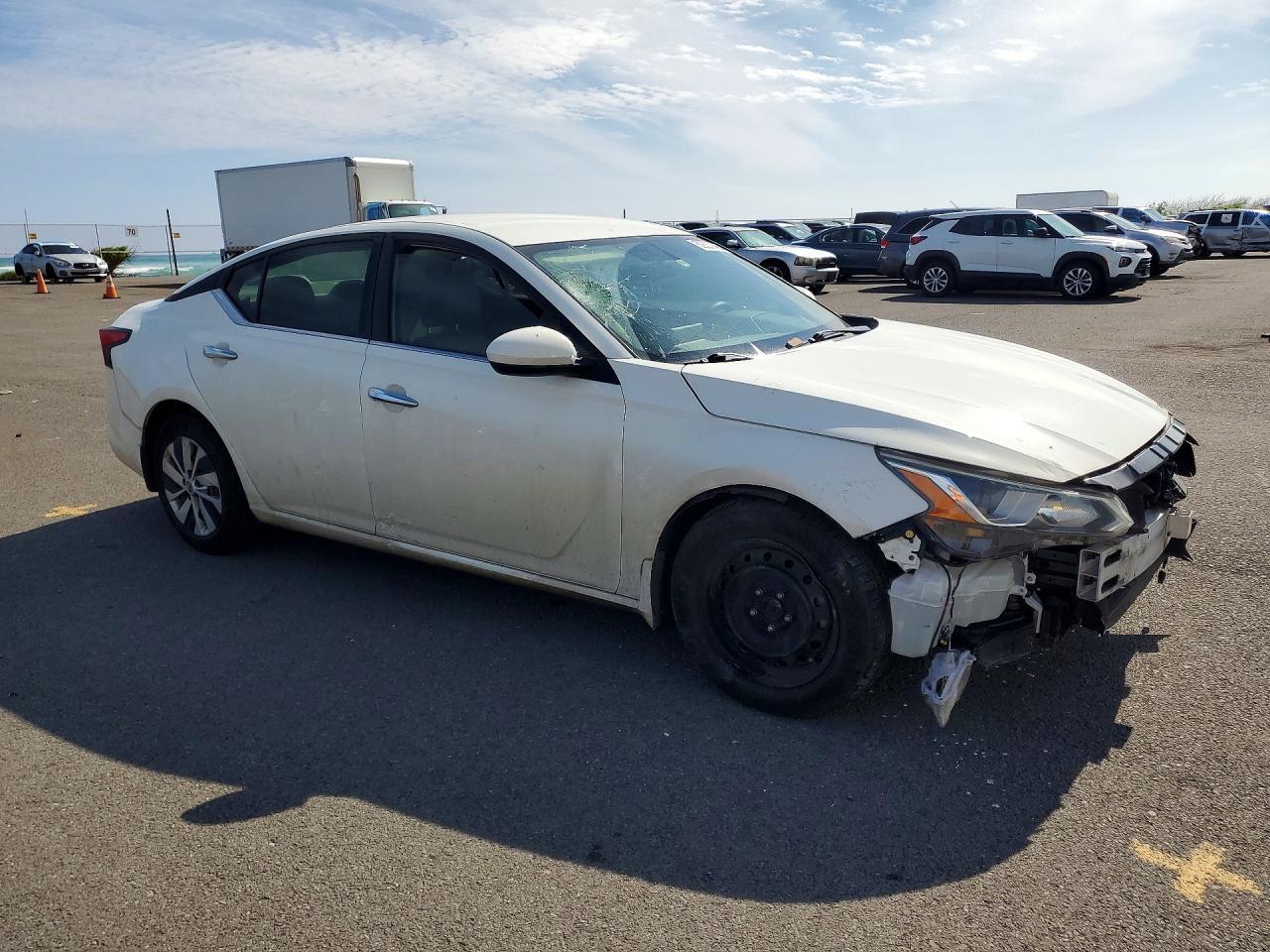 2019 Nissan Altima S - Фото 4