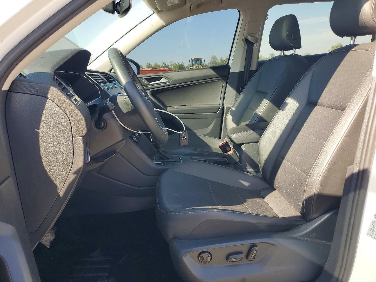 2020 Volkswagen Tiguan Se - Image 7