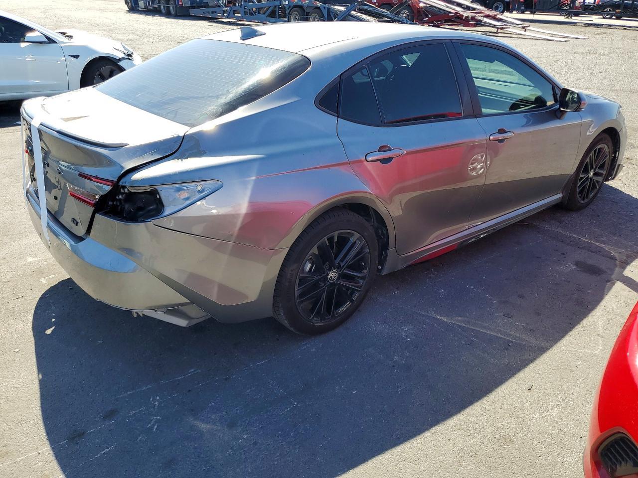 2026 Toyota Camry Se - Фото 3