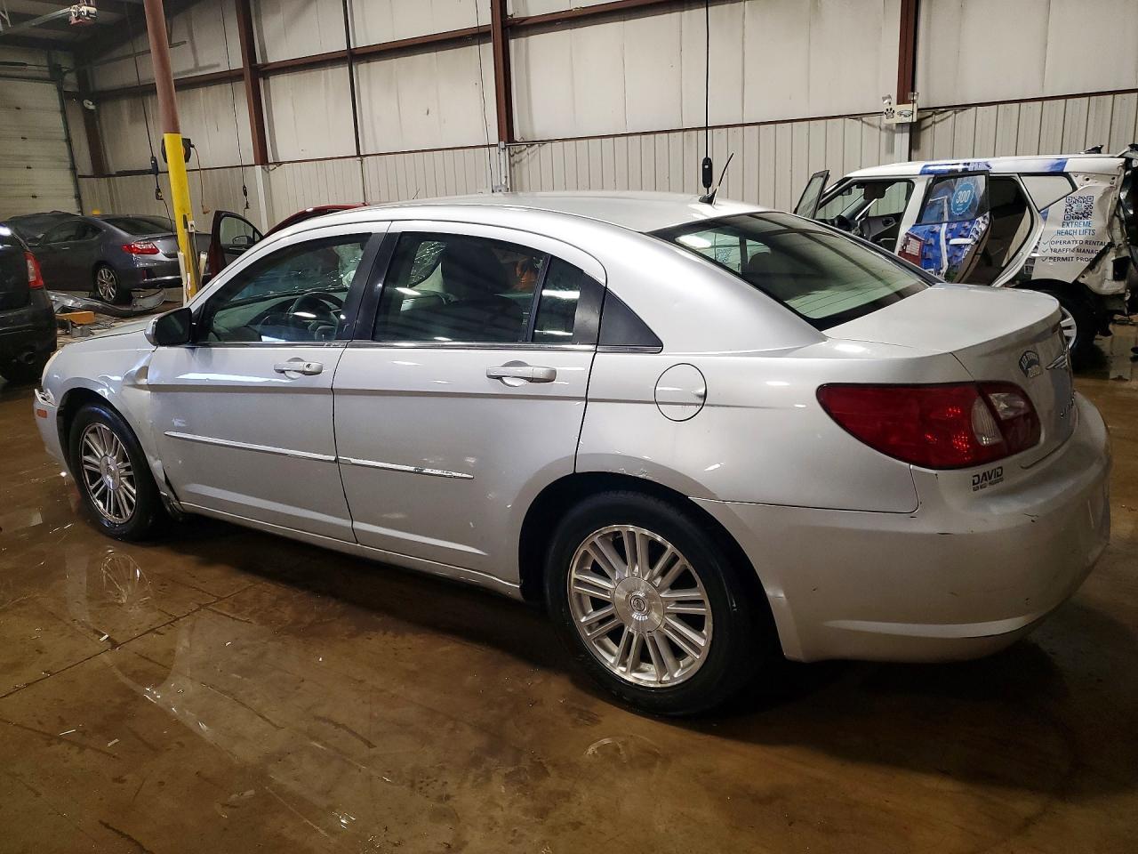 2007 Chrysler Sebring Touring - Фото 2