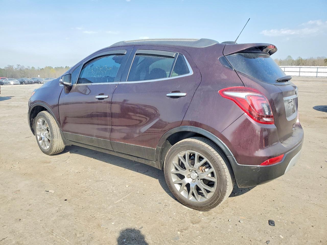 2018 Buick Encore Sport Touring - Фото 2