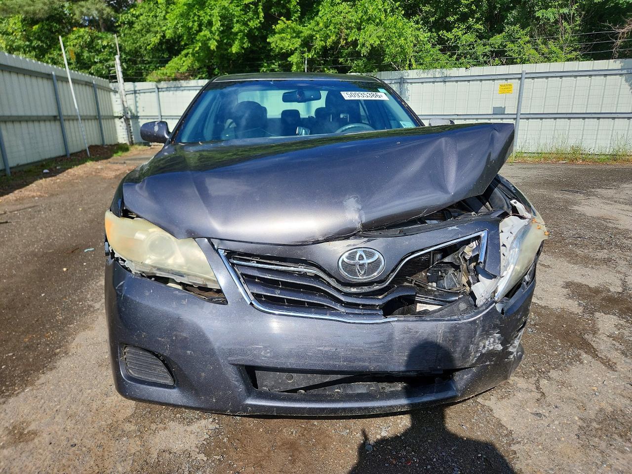 2011 Toyota Camry Le - Фото 5
