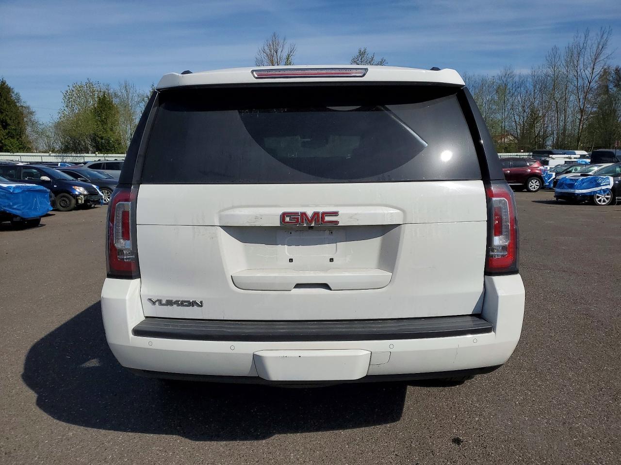 2016 GMC Yukon Slt - Фото 6