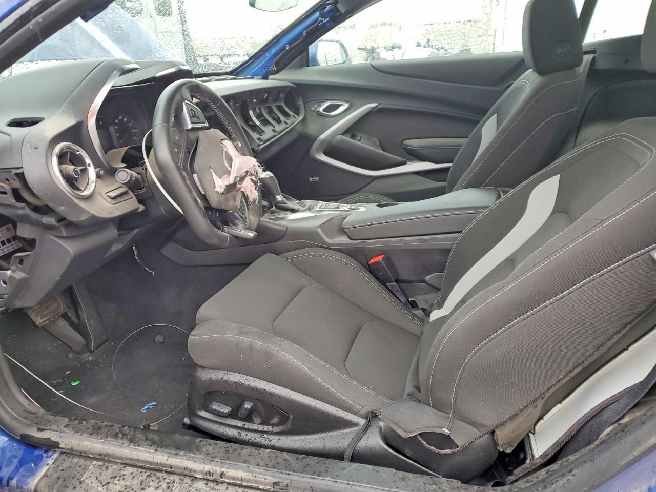 2023 Chev Camaro Ss - Image 7