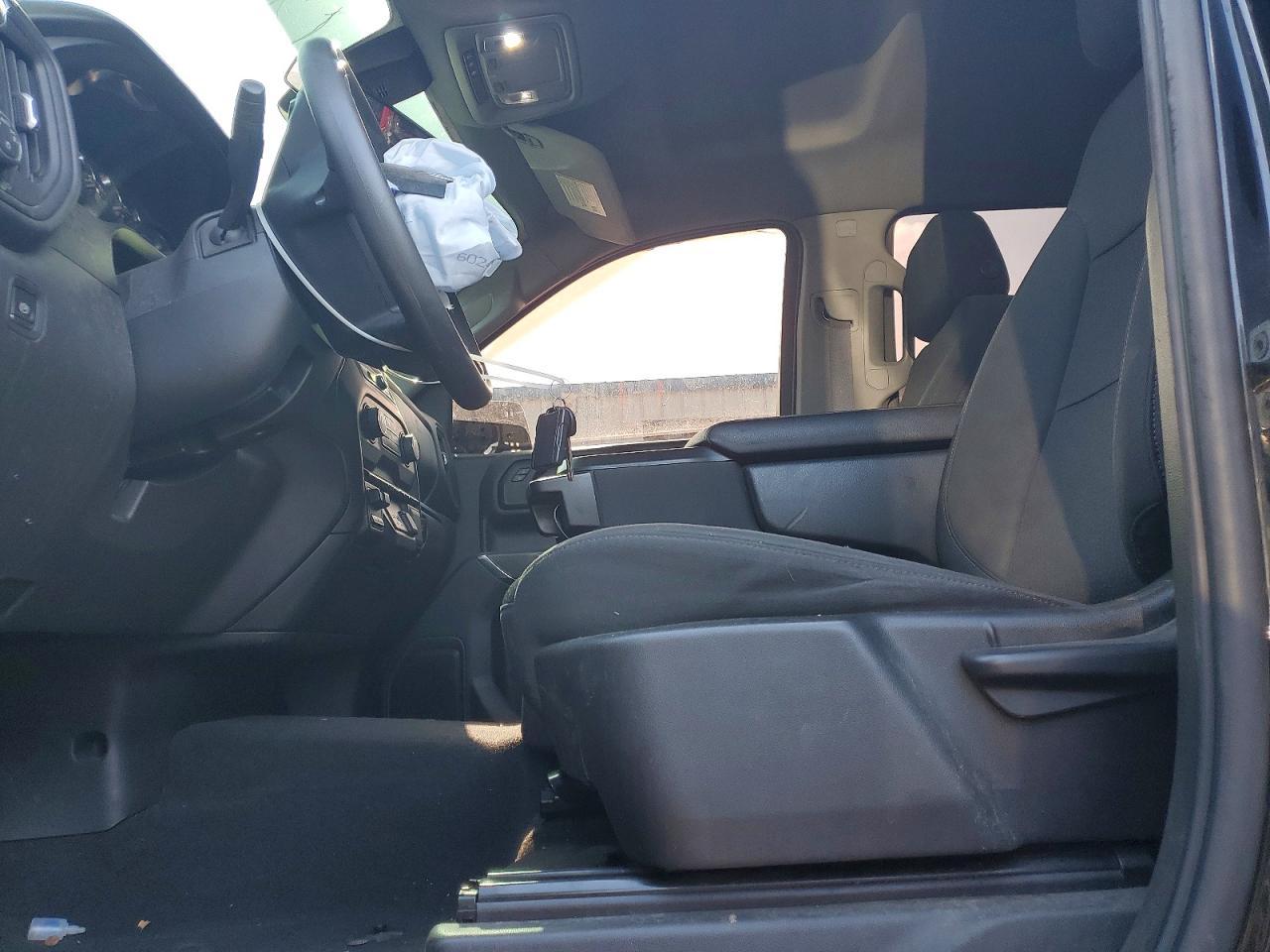 2021 Chevrolet Silverado K1500 Trail Boss Custom - Фото 7