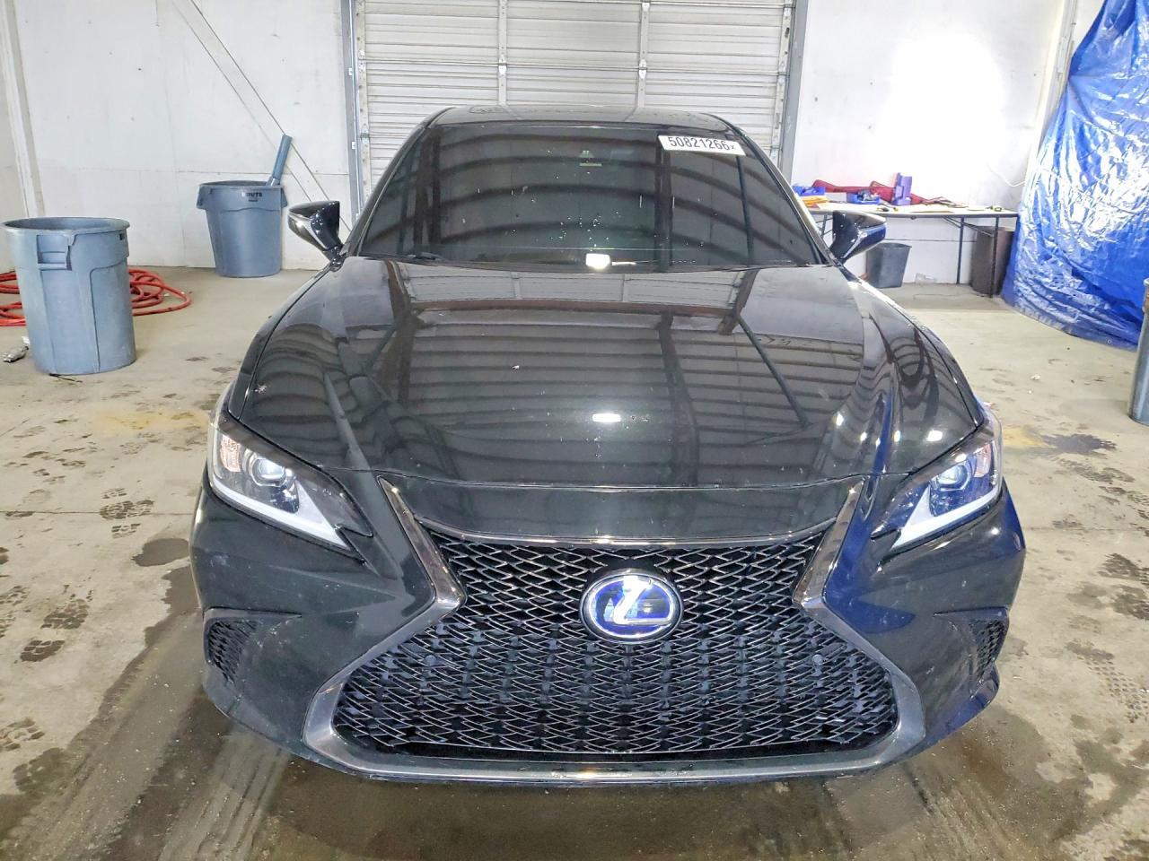 2022 Lexus Es 300H F Sport - Фото 5