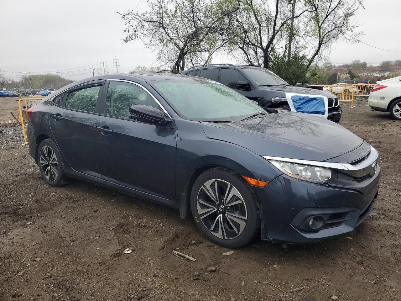 2017 Honda Civic Exl - Image 4