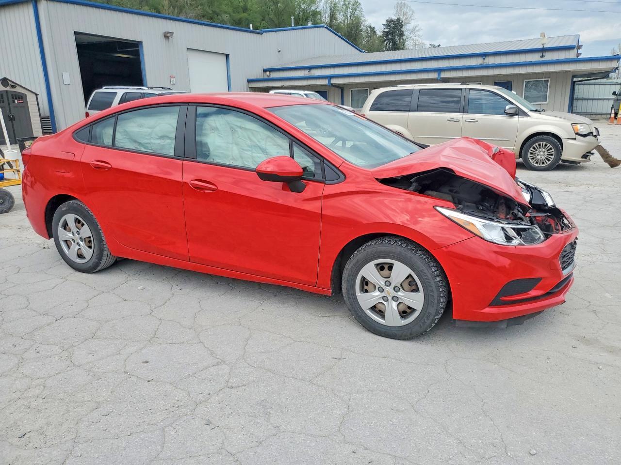 2017 Chevrolet Cruze Ls - Image 4