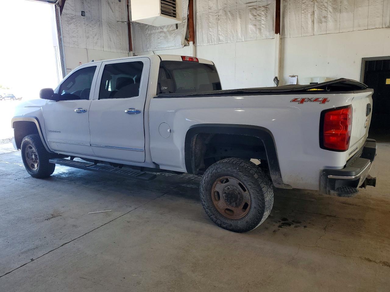 2015 Chevrolet Silverado K2500 Heavy Duty Ltz - Image 2