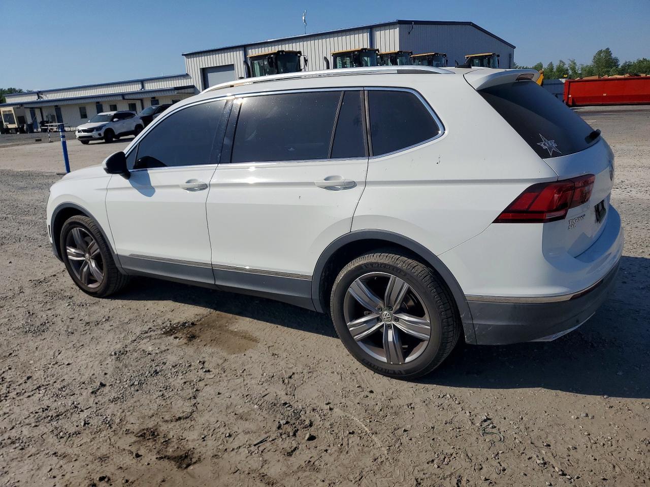 2020 Volkswagen Tiguan Se - Image 2