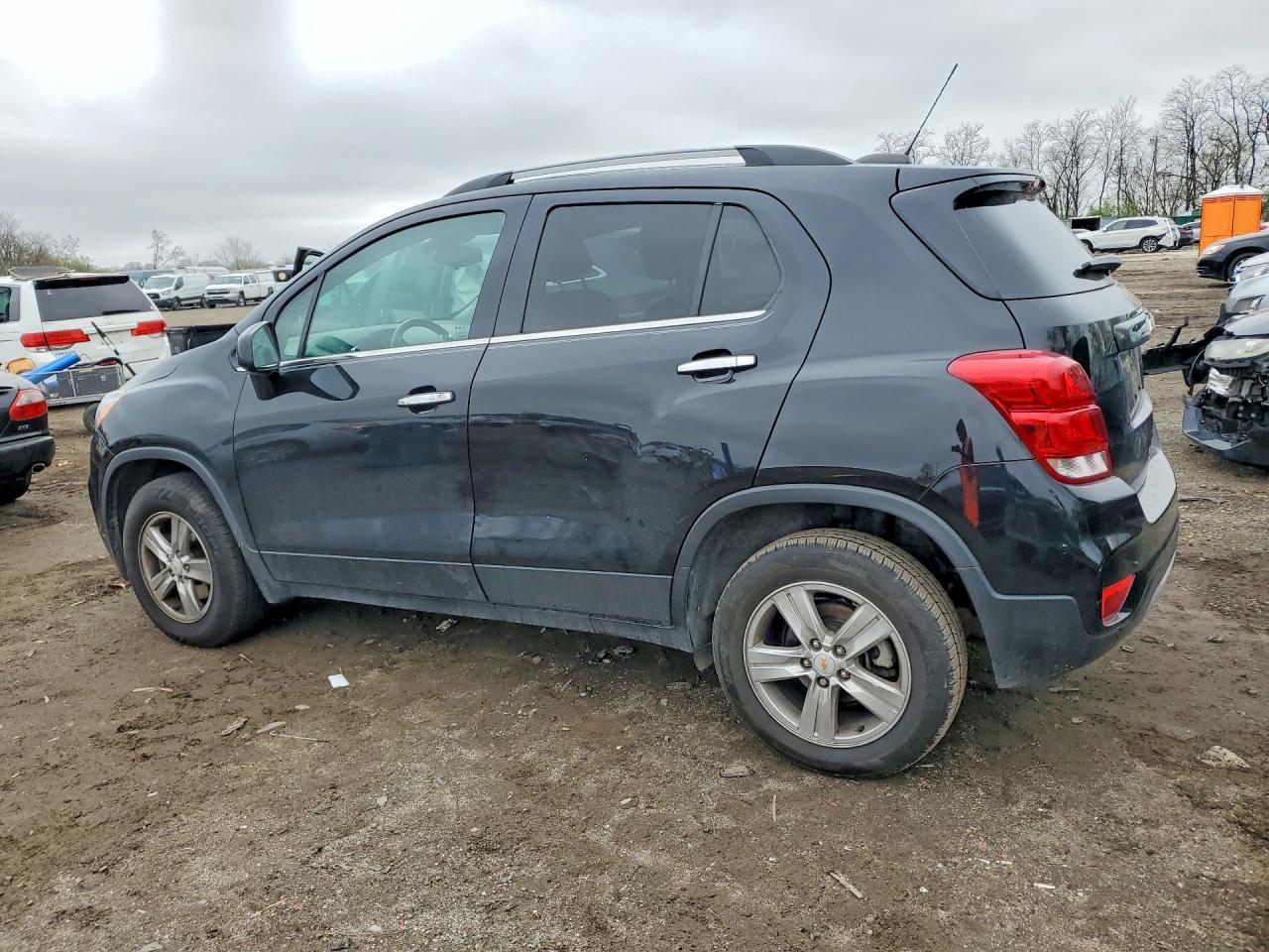 2019 Chevrolet Trax 1Lt - Фото 2